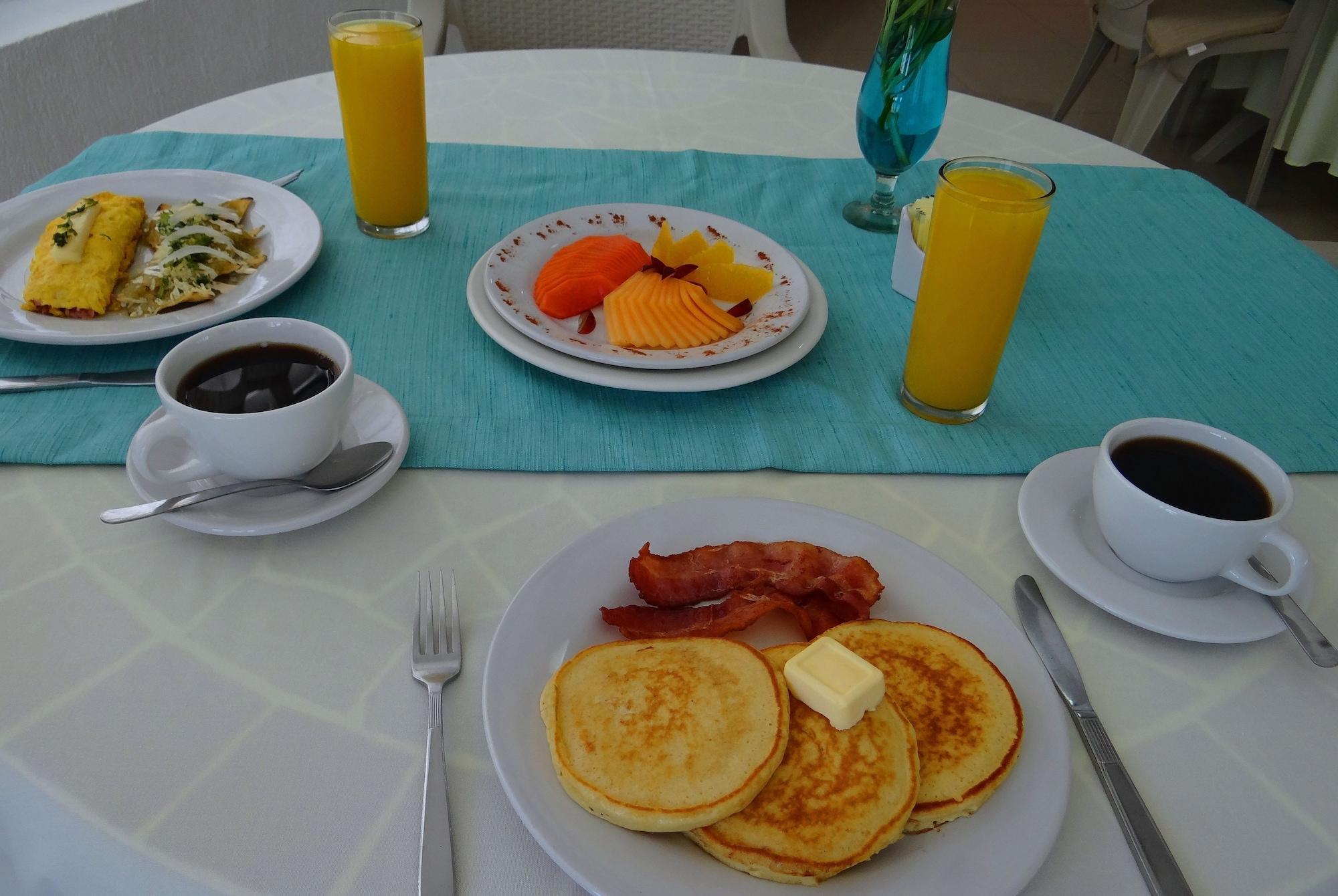 Restaurant Terracaribe Hotel - In Cancun (Downtown Cancun)