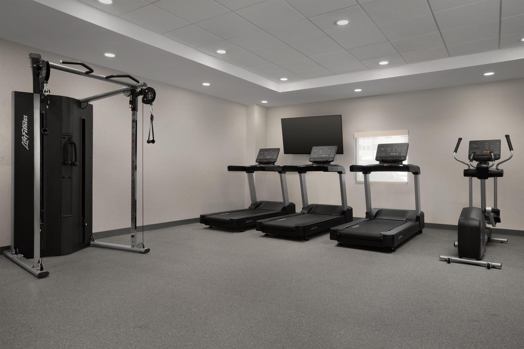 Gimnasio Home2 Suites by Hilton Anchorage / Midtown