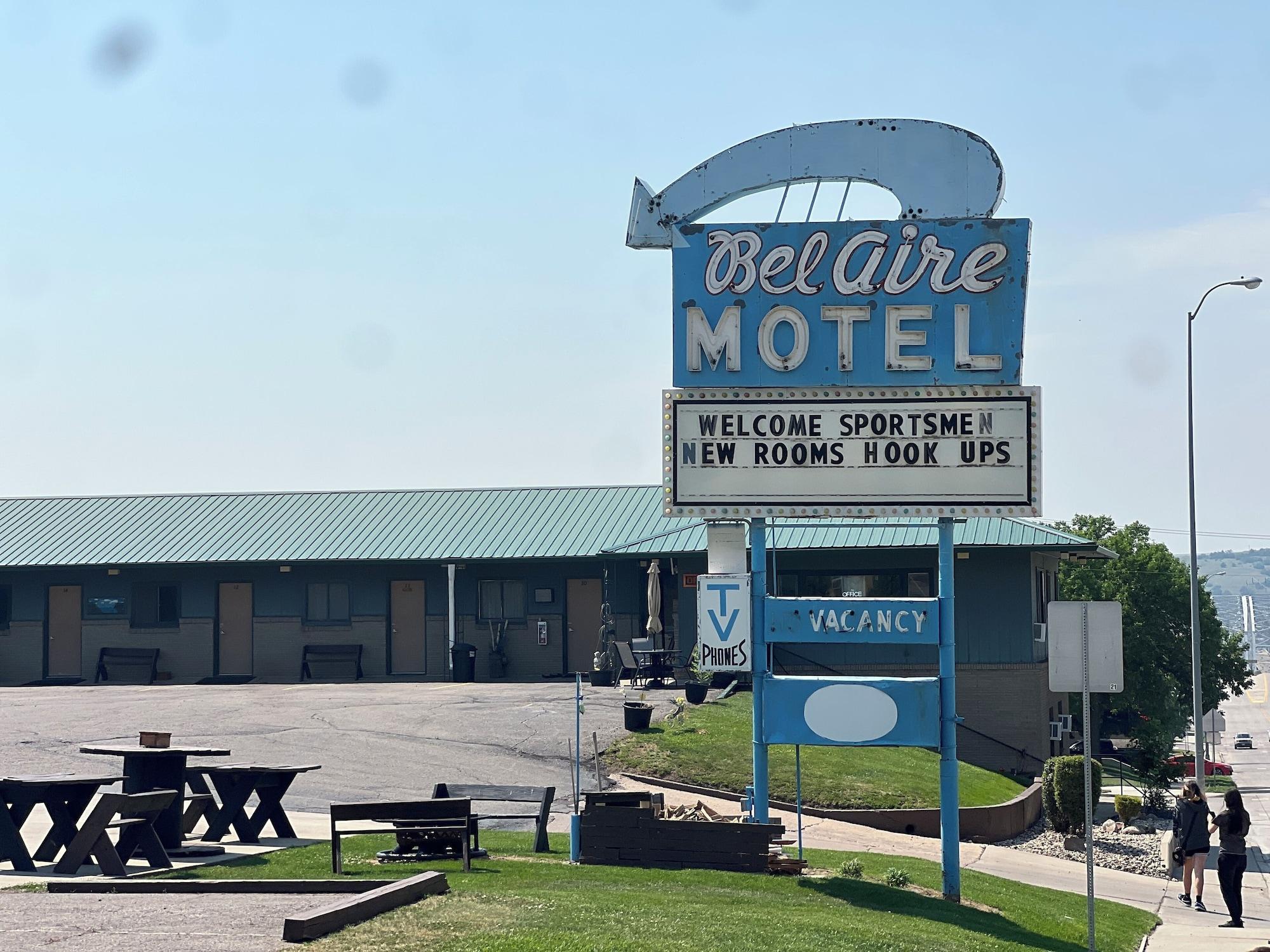 Vista Exterior Hotel O Bel Aire Chamberlain SD I 90