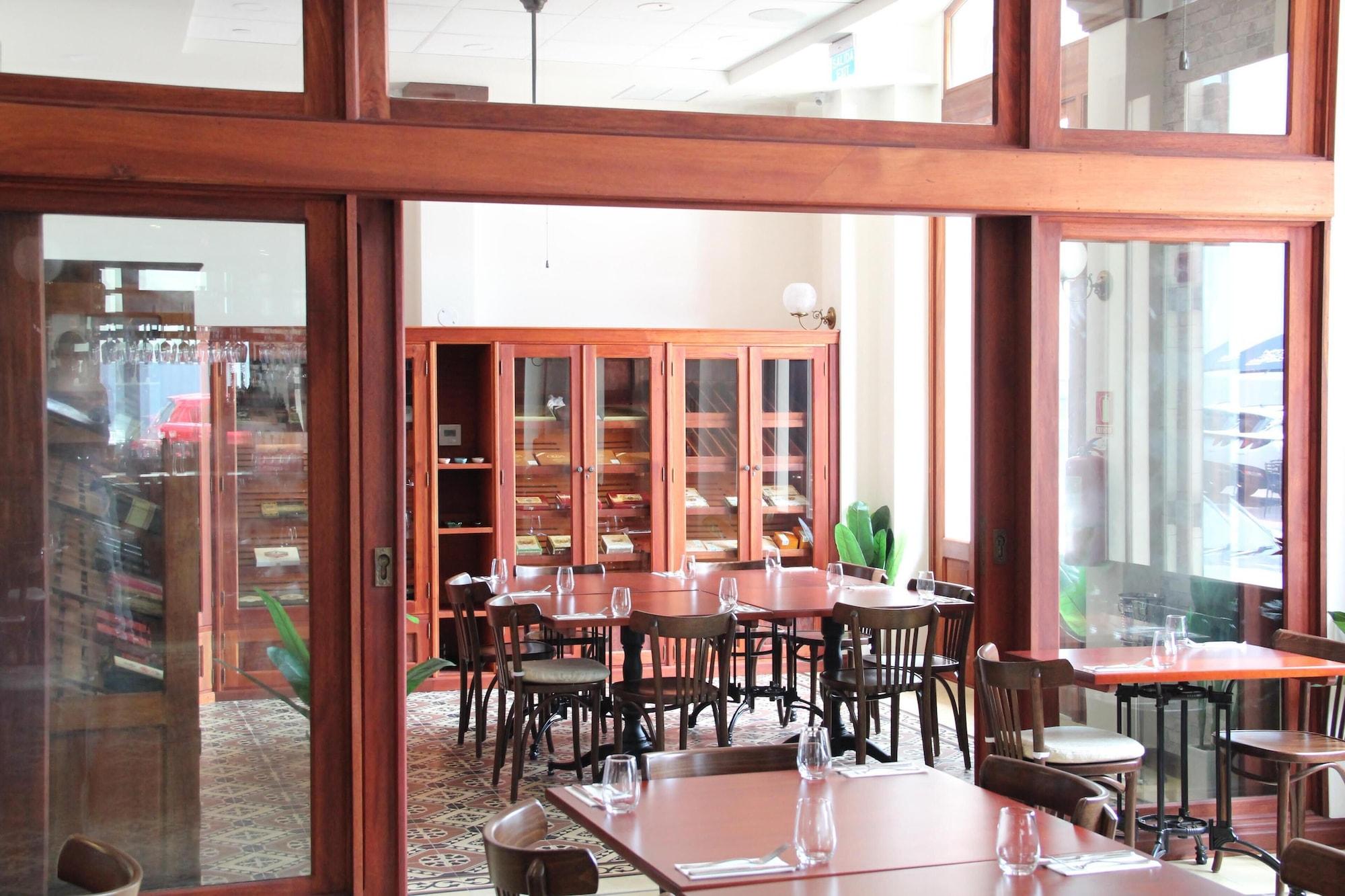 Sala de Reuniones Hotel Plaza Herrera