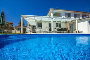 Alquiler Vacacional - NEW Villa in a quiet village only 450 meters from the beach