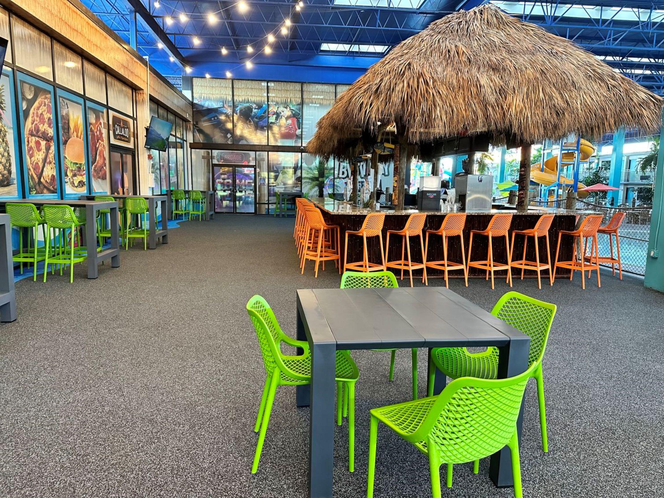 Bar/Salón Coco Key Hotel & Water Park Resort