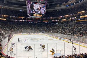 Actividad - NHL Game: Pittsburgh Penguins Ice Hockey Game at PPG Paints Arena - Ticket