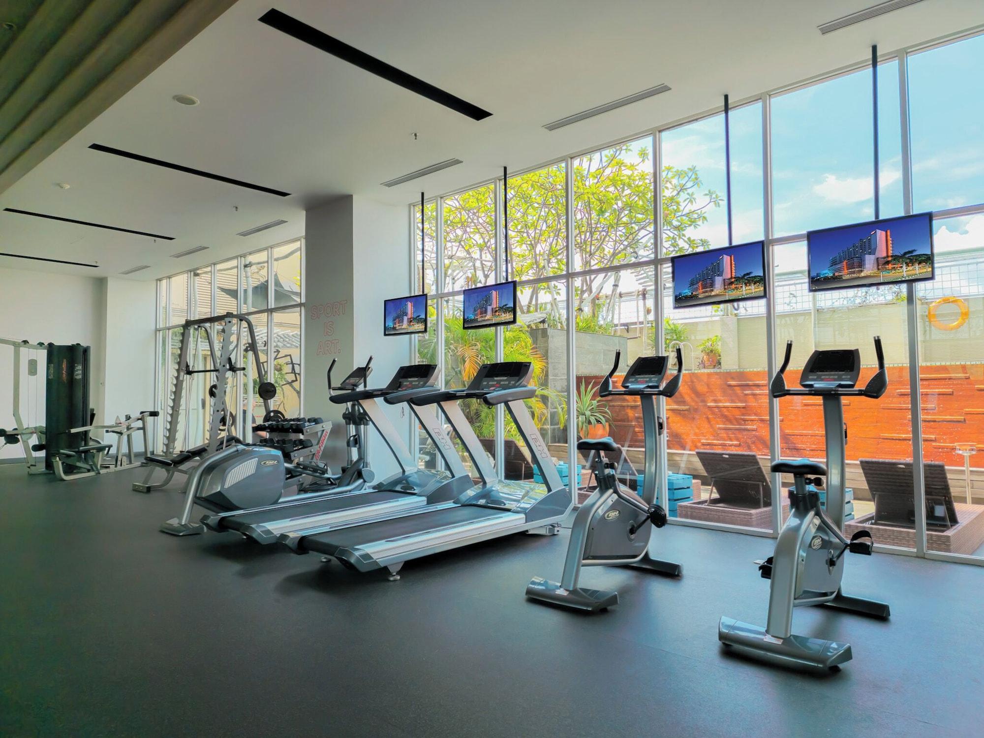 Gimnasio HARRIS Hotel & Conventions Kelapa Gading Jakarta