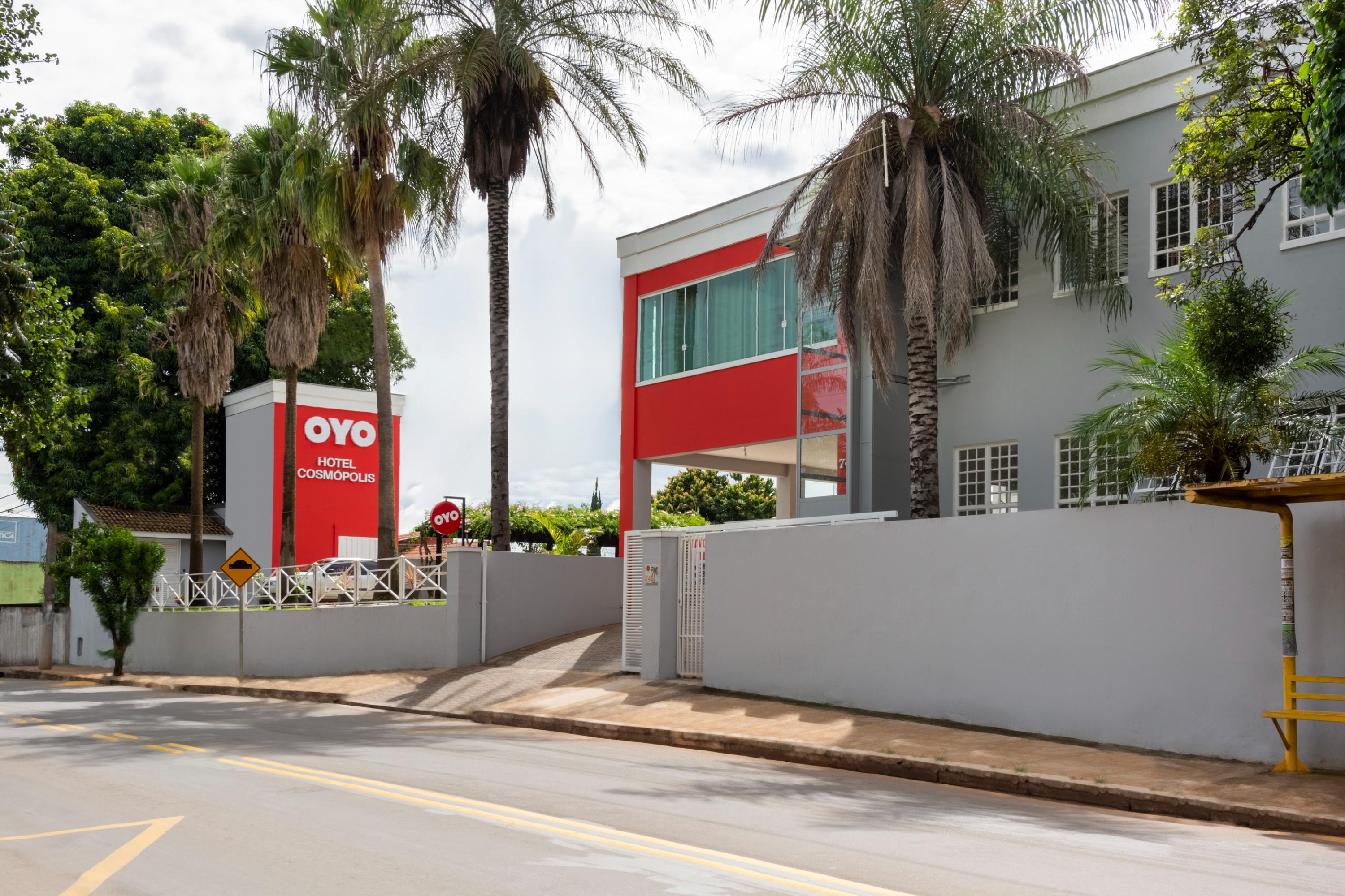 Vista Exterior OYO Hotel Cosmópolis, Sao Paulo
