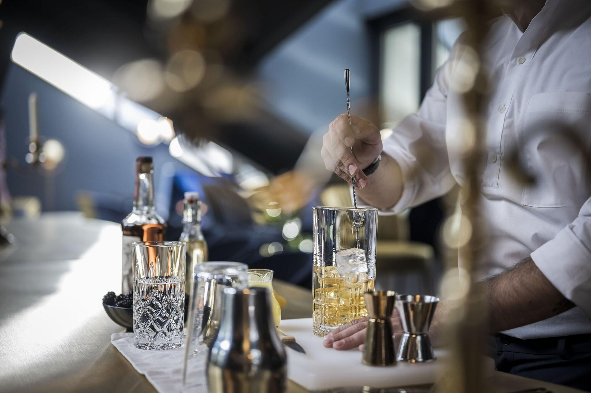 Bar/Salón Altstadthotel Weisses Kreuz