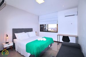 Aluguel por temporada - Incrível sala e quarto com varanda em Ipanema