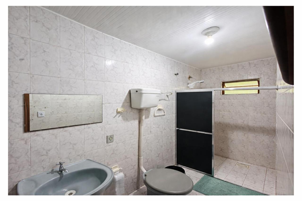 Baño Hotel Pousada 5 de Abril