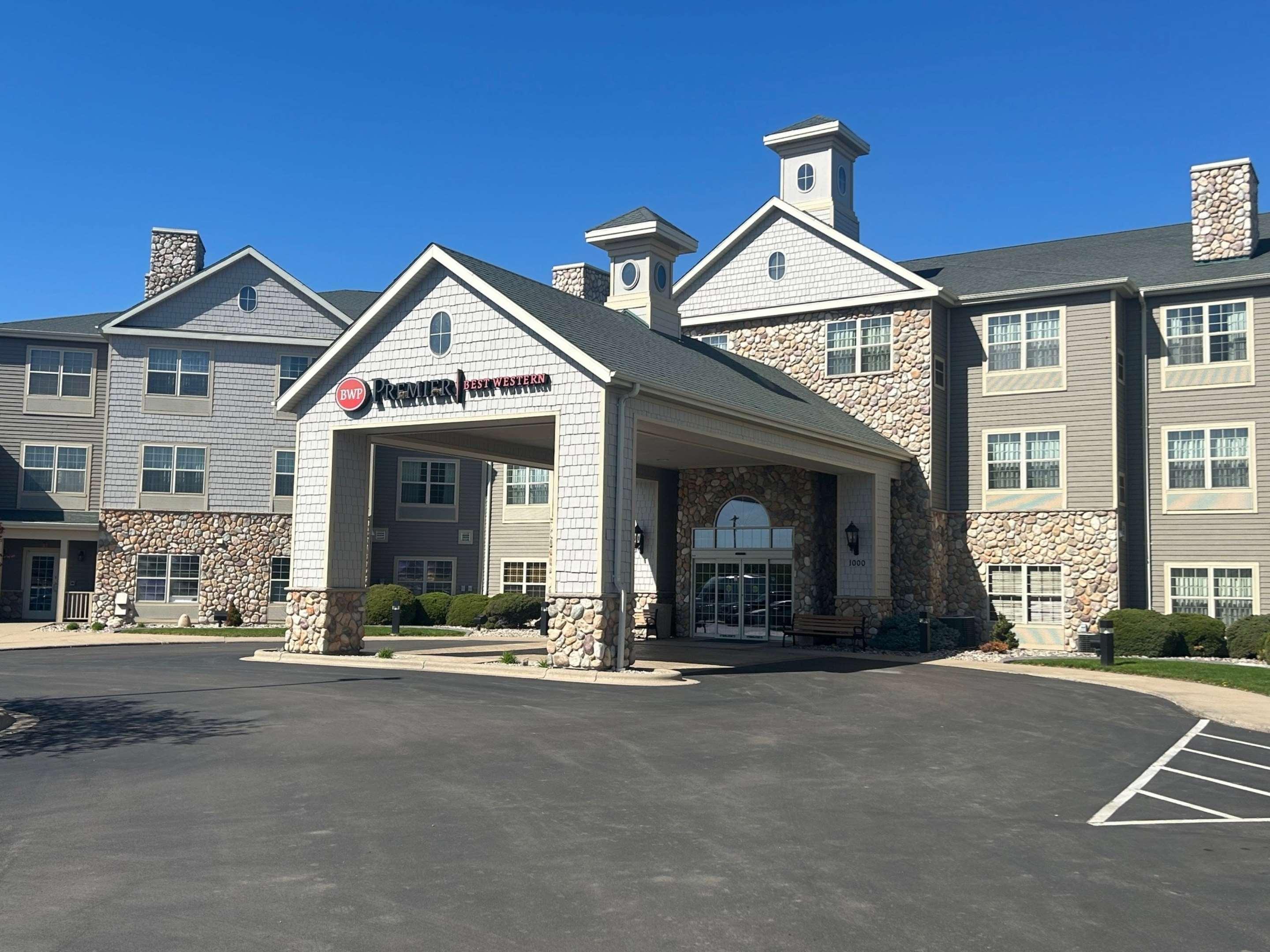 Vista Exterior Best Western Premier Bridgewood Resort Hotel