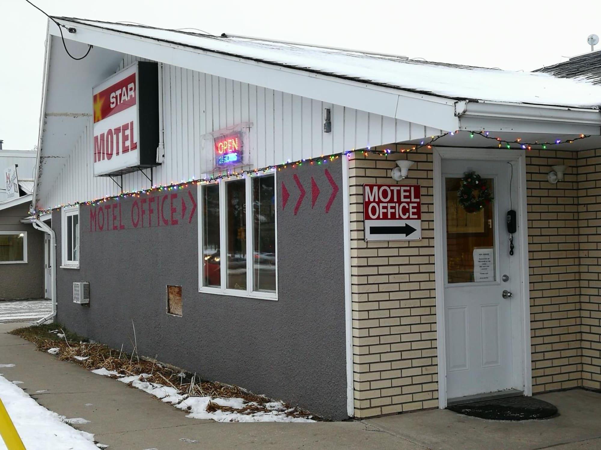 Vista Exterior Star Motel