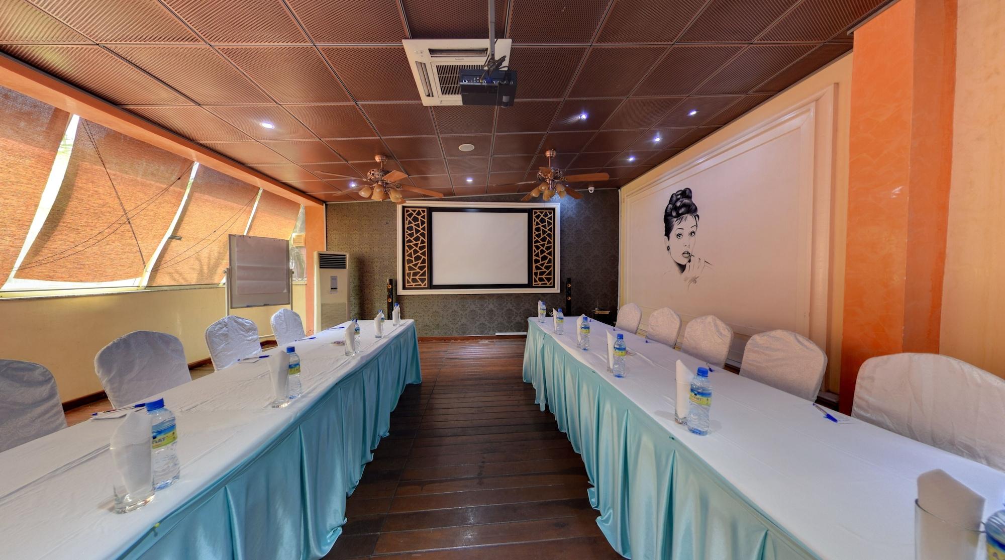 Sala de Reuniones Ibeto Hotels