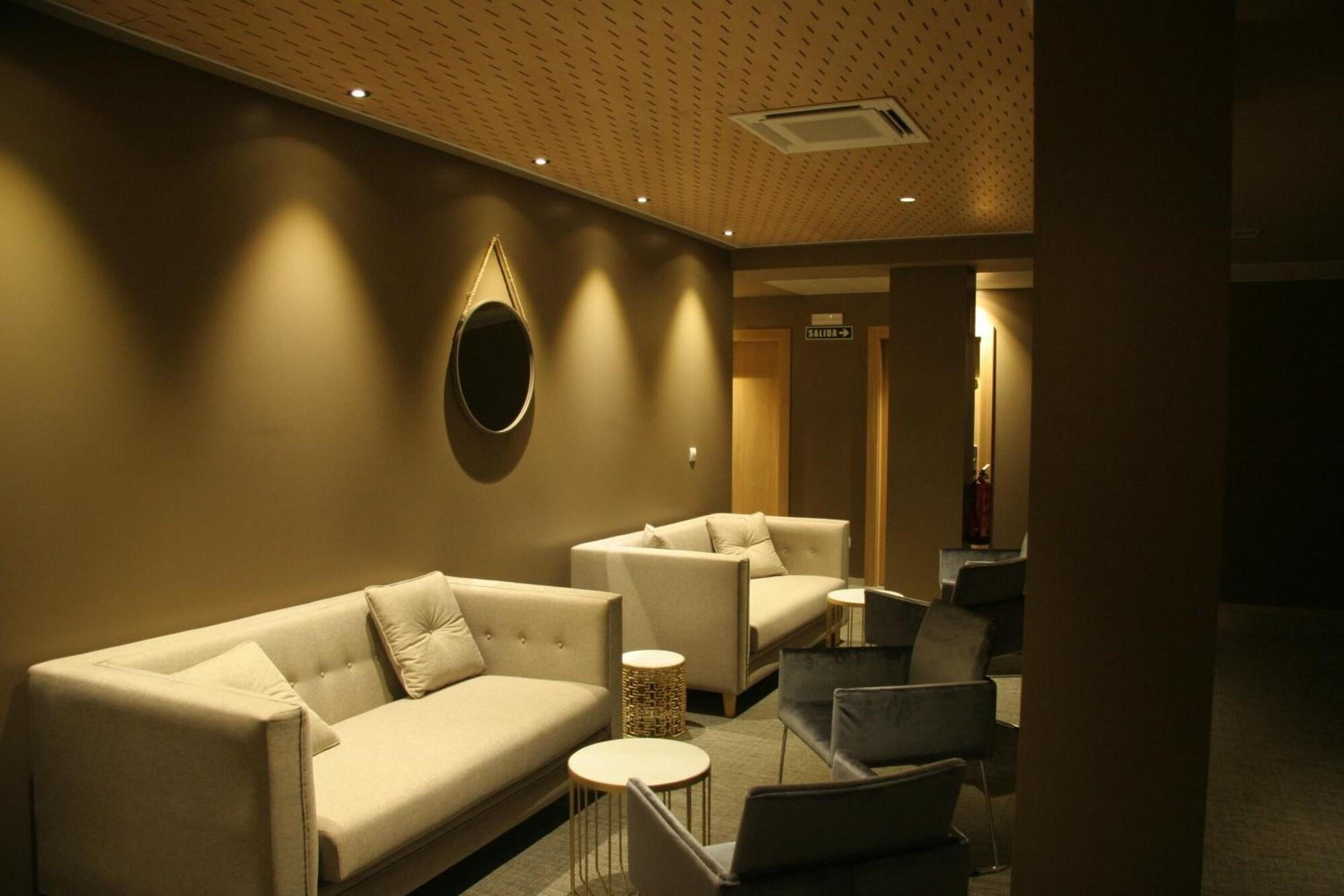 Vista Lobby Hotel Landaben