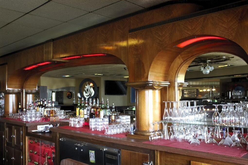 Bar/Salón The Washburn Inn - On the Lake