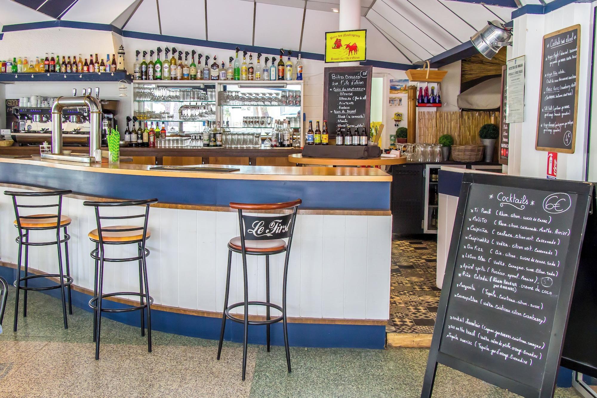 Bar/Salón Village Vacances Azureva Ile d'Oléron