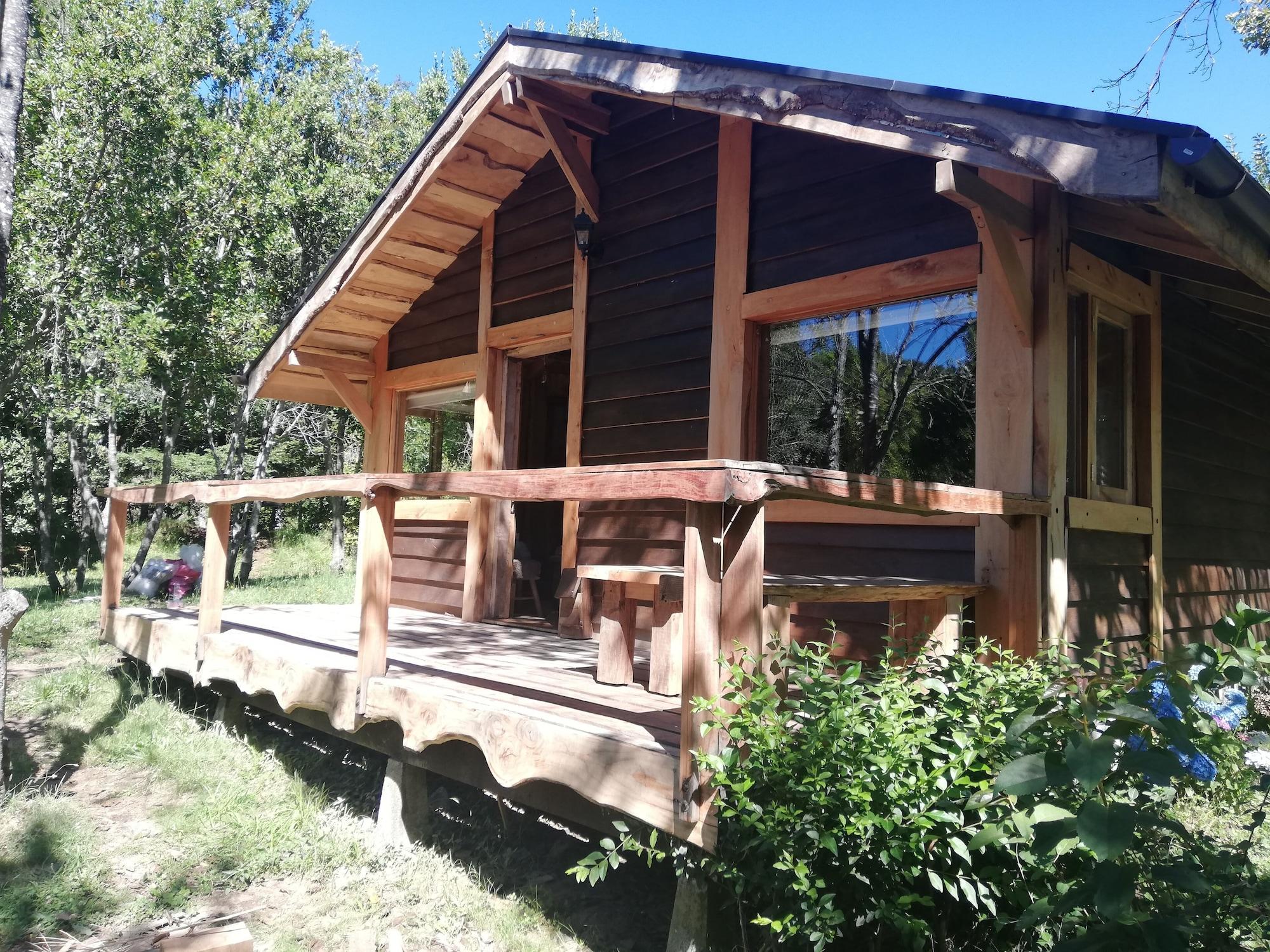 Varios Wonderful Rustic Cabin 2, With Native Logs, on the Banks of the Trancura River