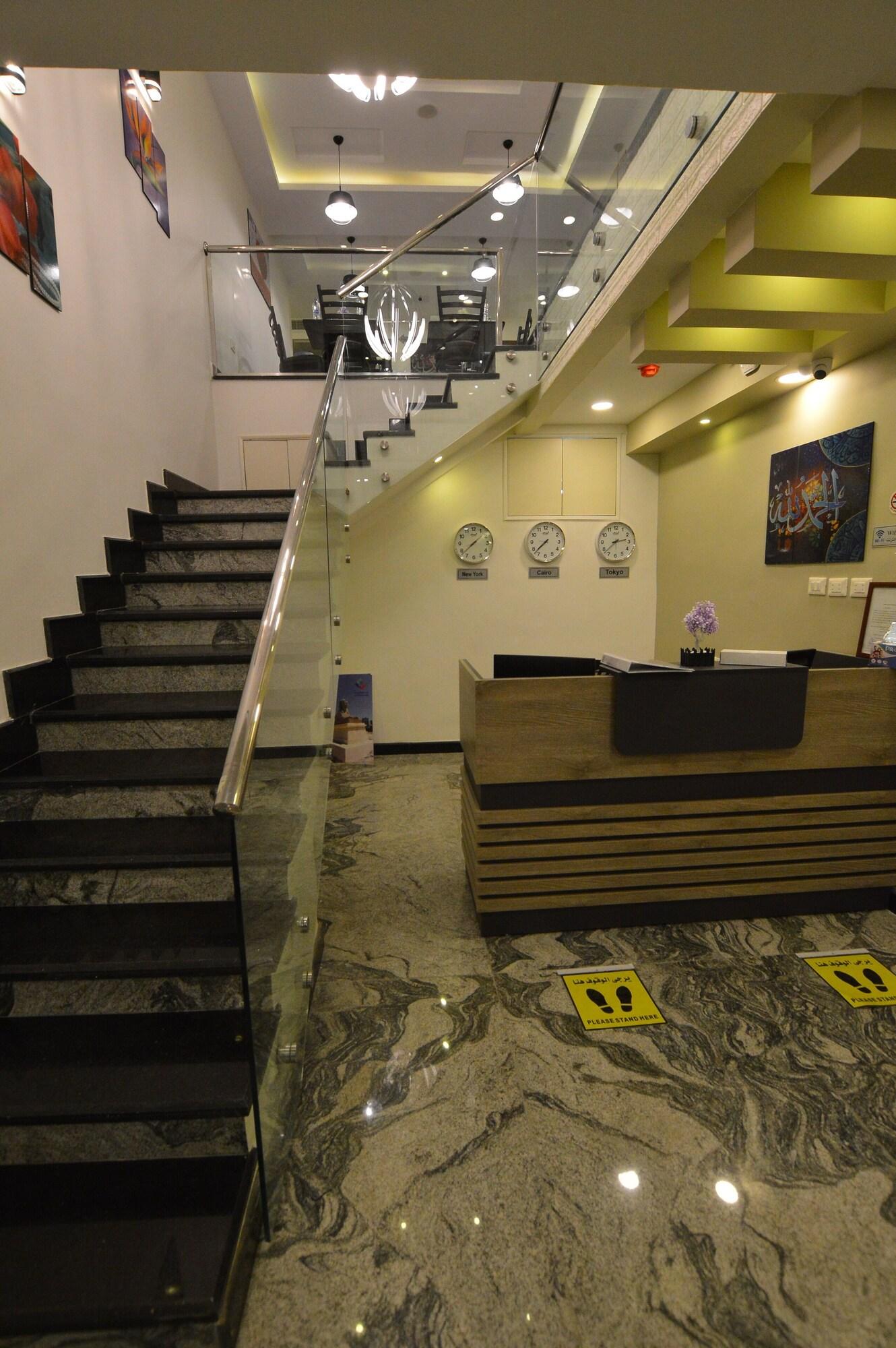 Vista Lobby Royal Inn Residence
