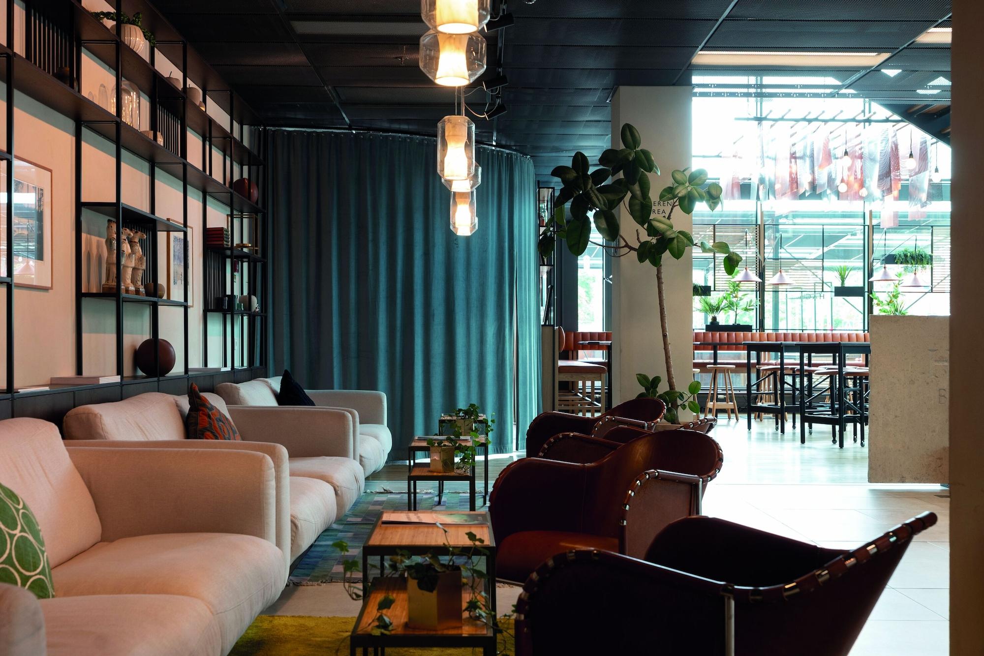 Vista Lobby Elite Hotel Carolina Tower