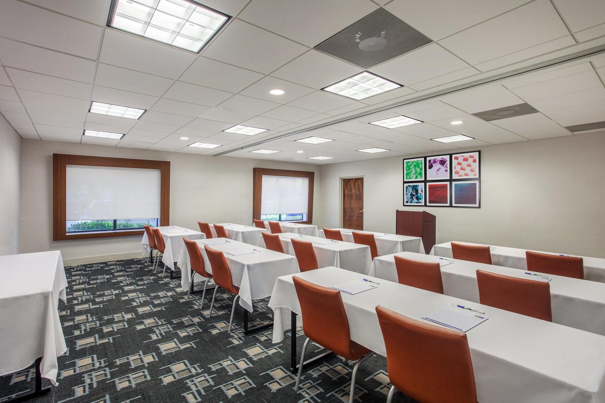 Sala de Reuniones Holiday Inn Express & Suites Augusta West - Ft Gordon Area by IHG