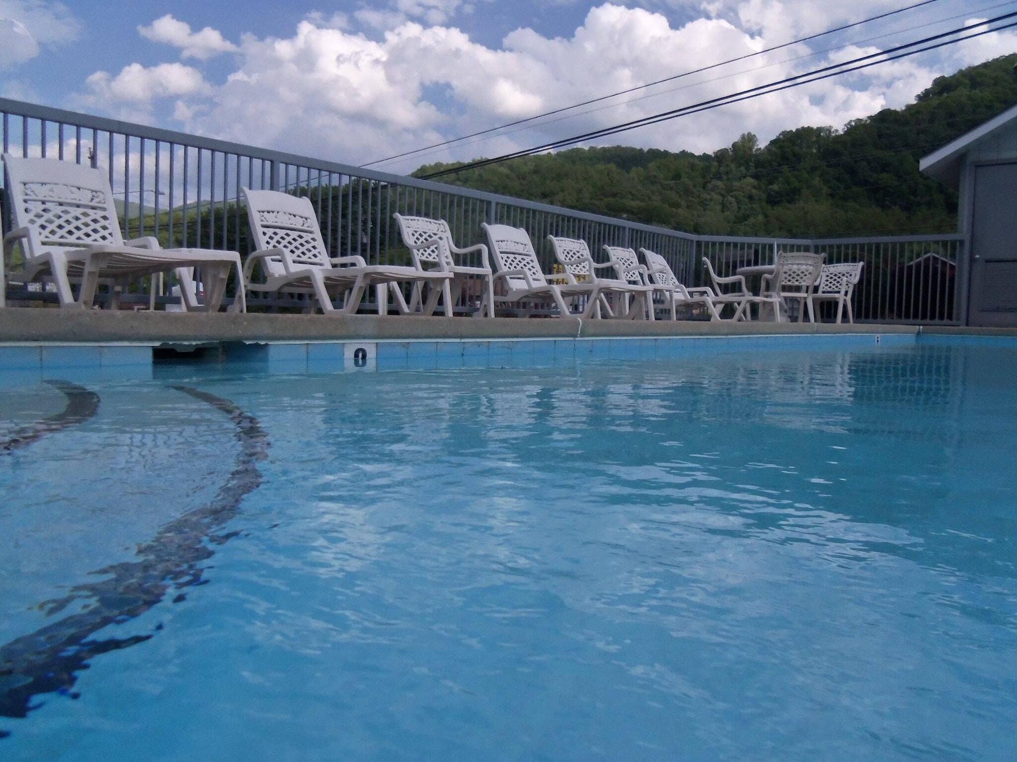 Vista Piscina Four Seasons Inn