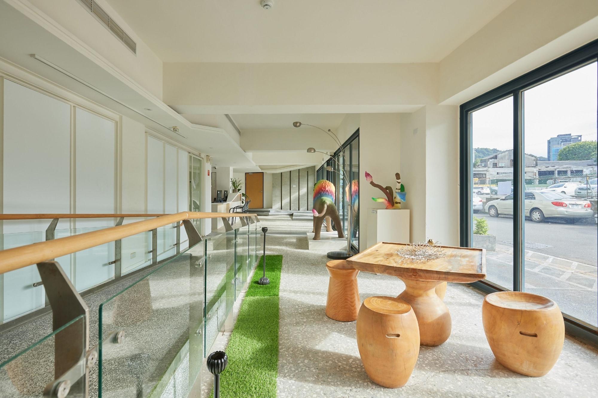 Vista Lobby Papersun Hotel