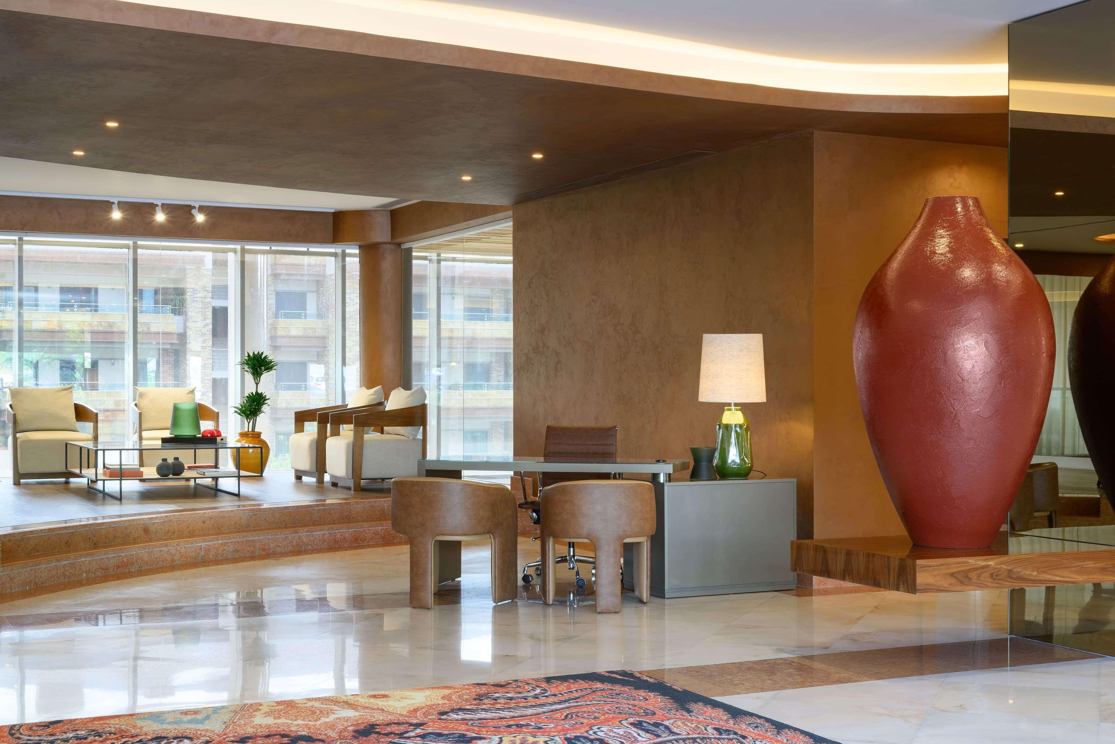 Vista Lobby Hotel Coimbra Aeminium, Affiliated by Meliá