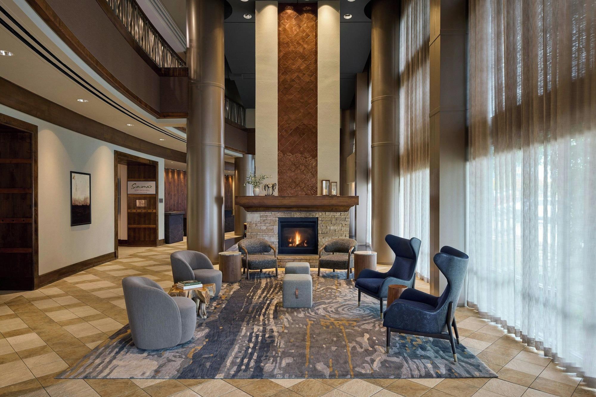 Vista Lobby Marriott Denver South at Park Meadows