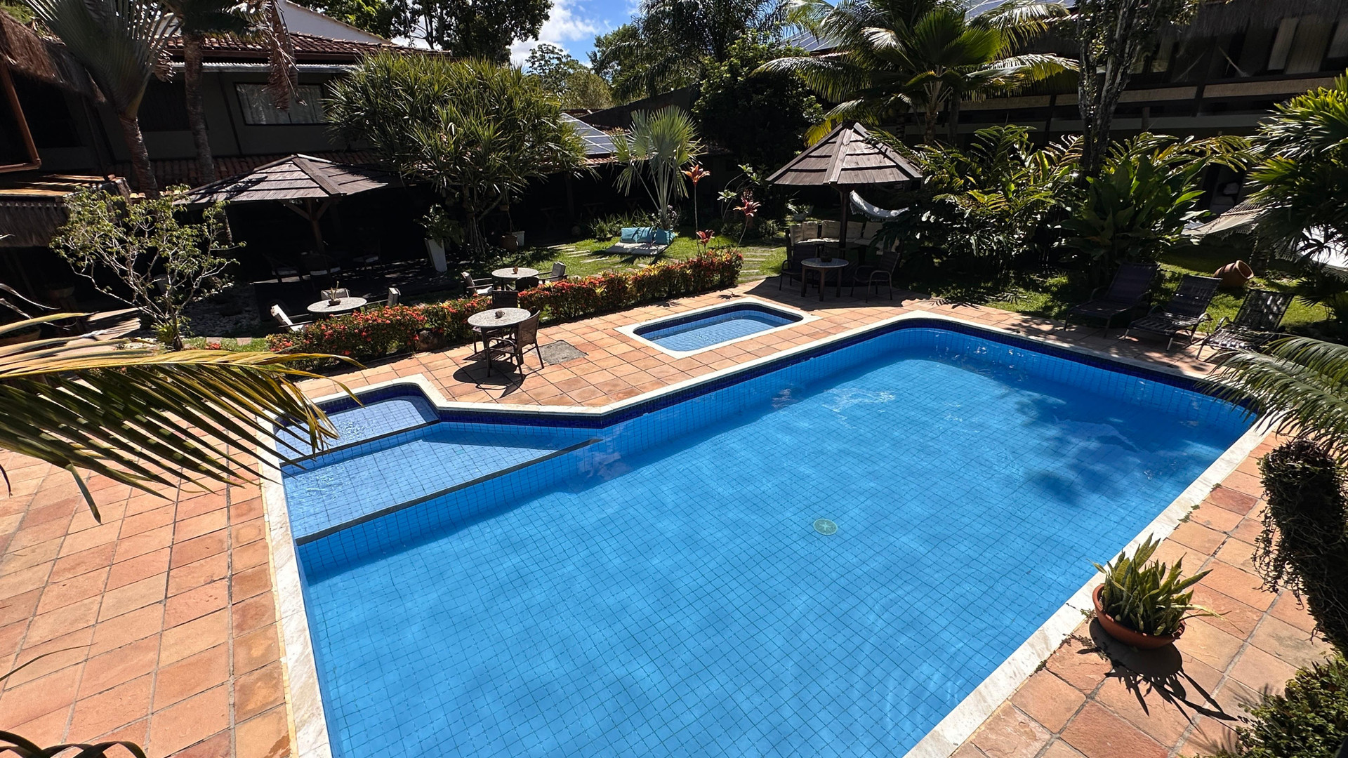 Vista Piscina Pousada Saudosa Maloca