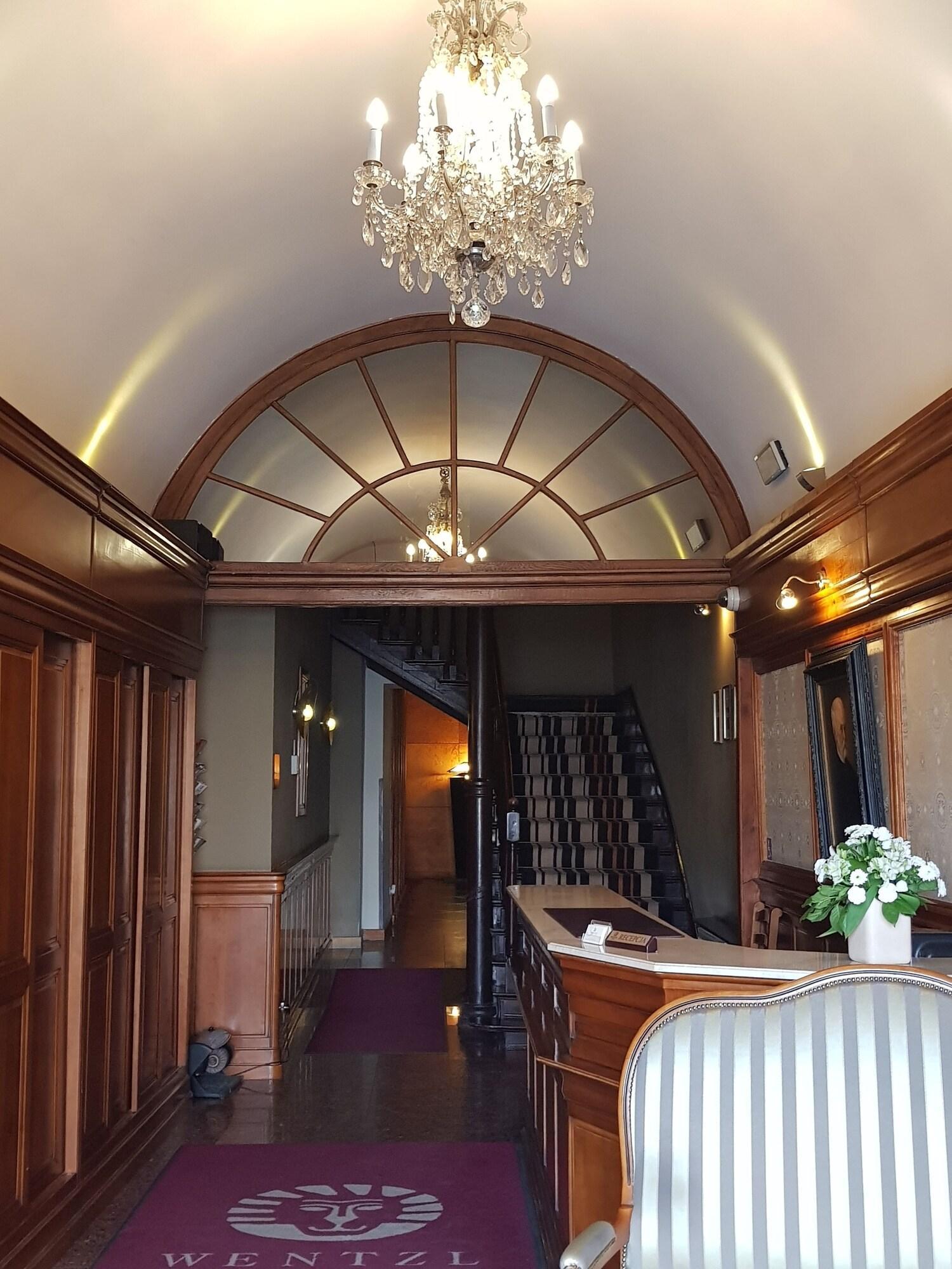 Vista Lobby Hotel Wentzl