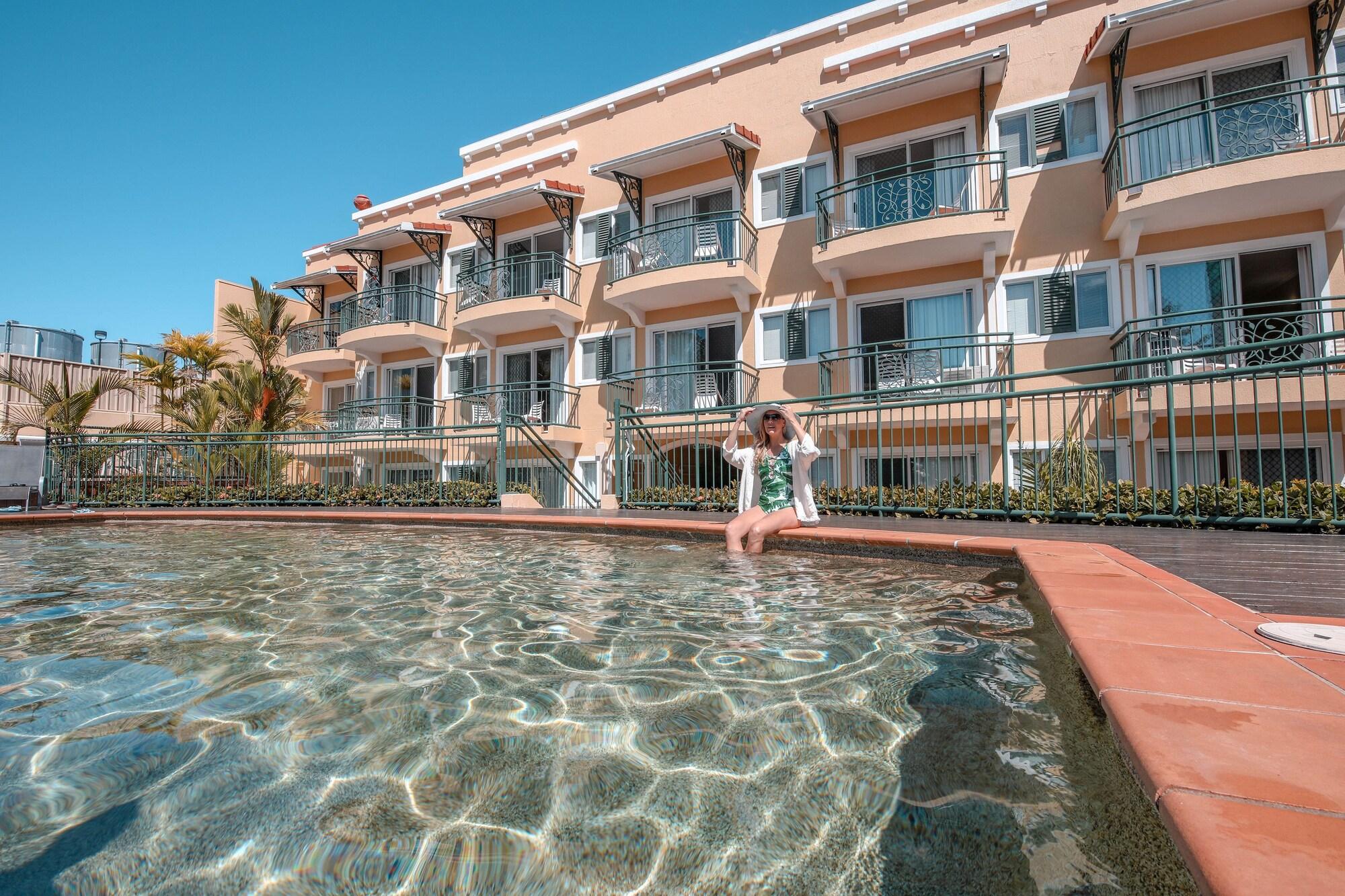 Varios Il Palazzo Boutique Apartments