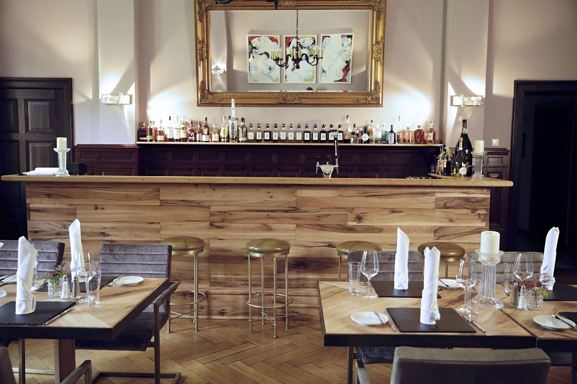 Bar/Salón Hotel Schloss Reichenow