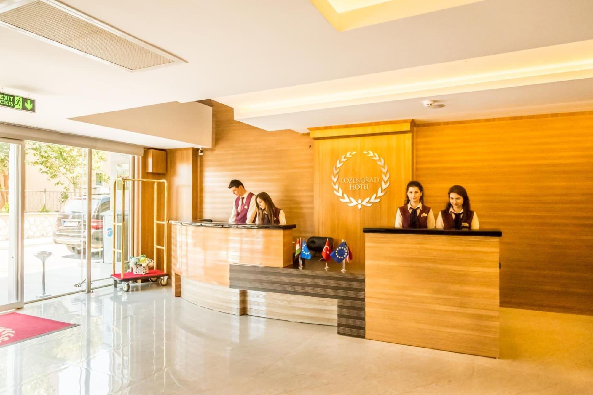 Vista Lobby Lozengrad Hotel