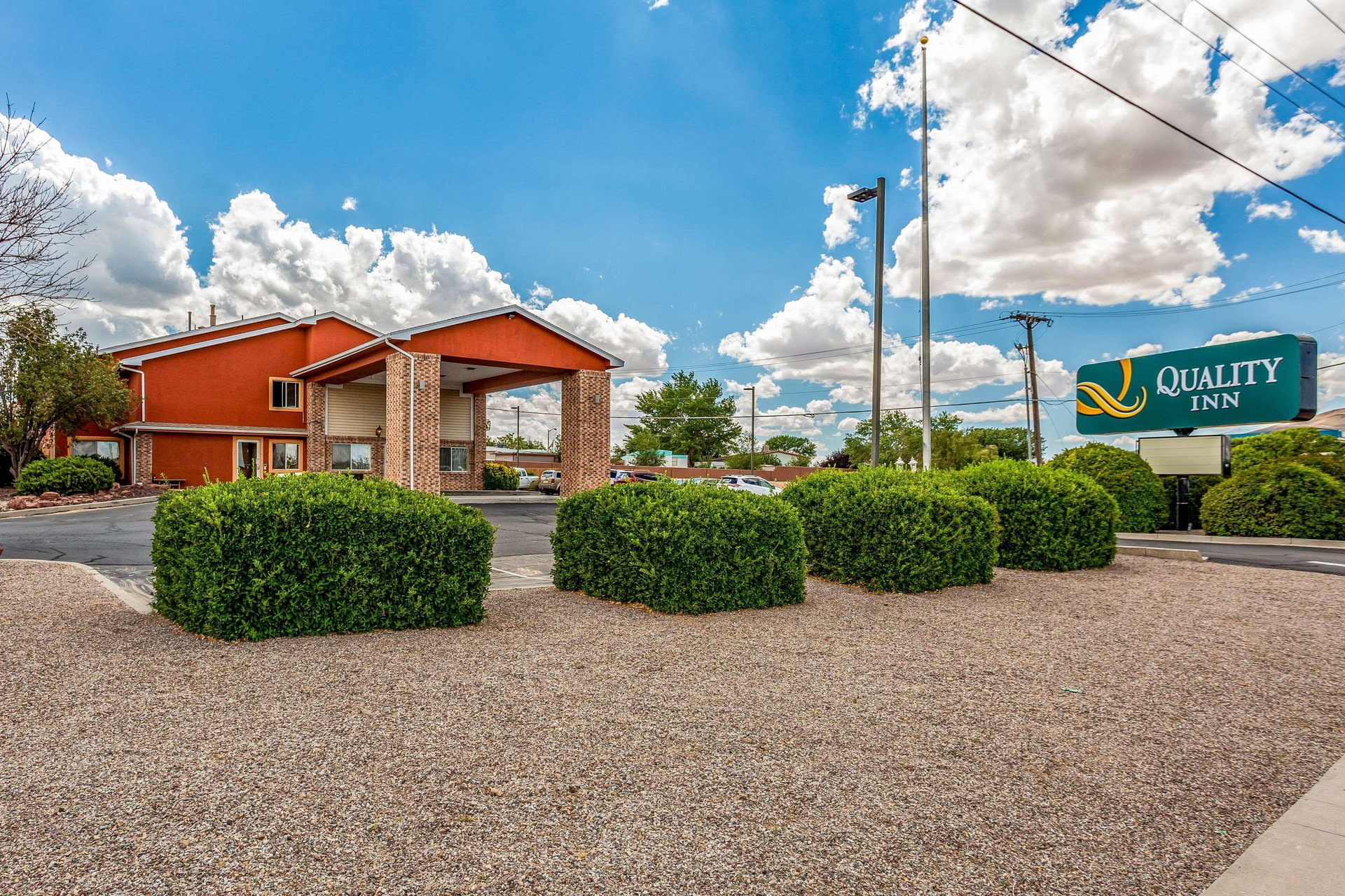 Vista Exterior Quality Inn Los Lunas
