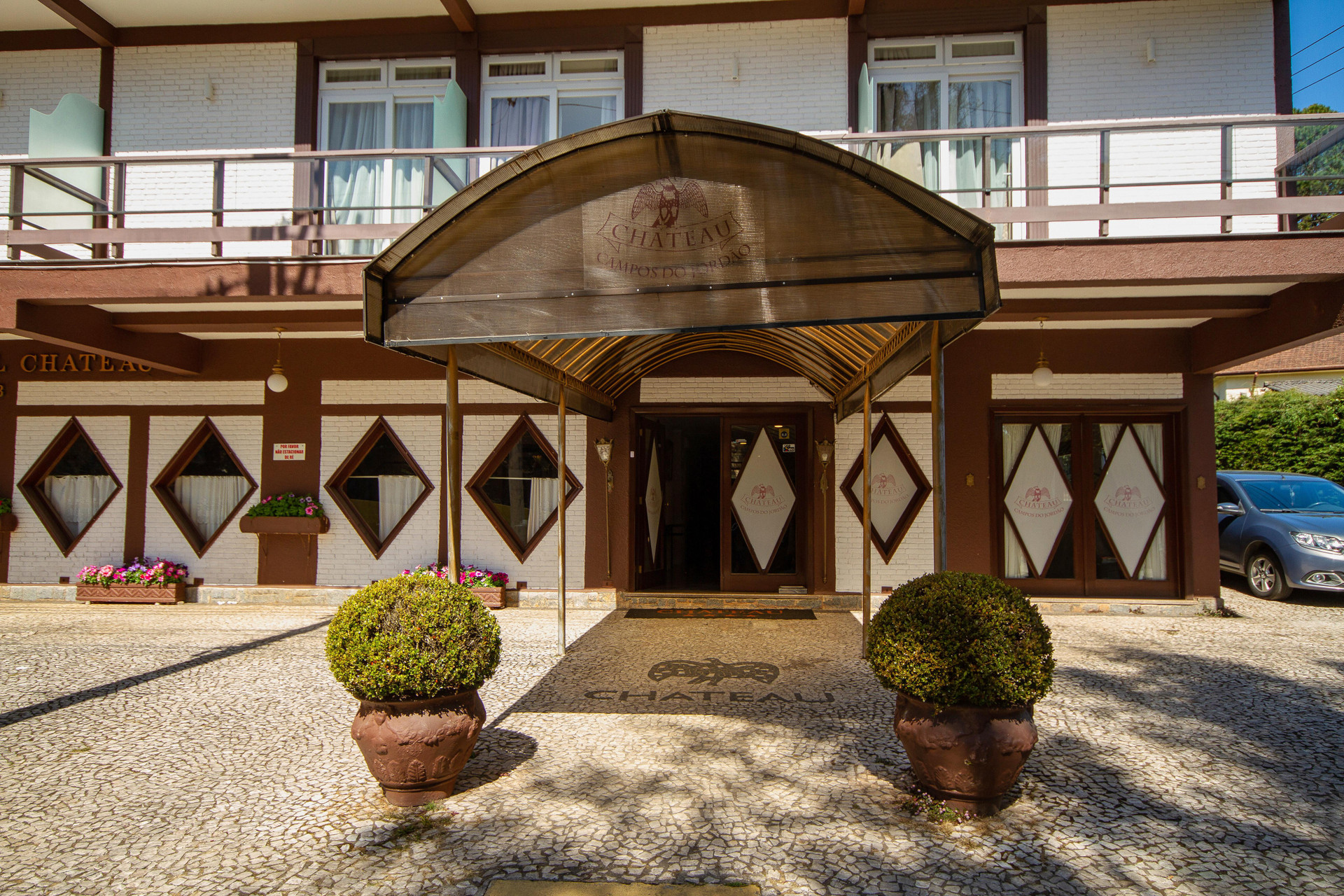 Vista Exterior Hotel Chateau