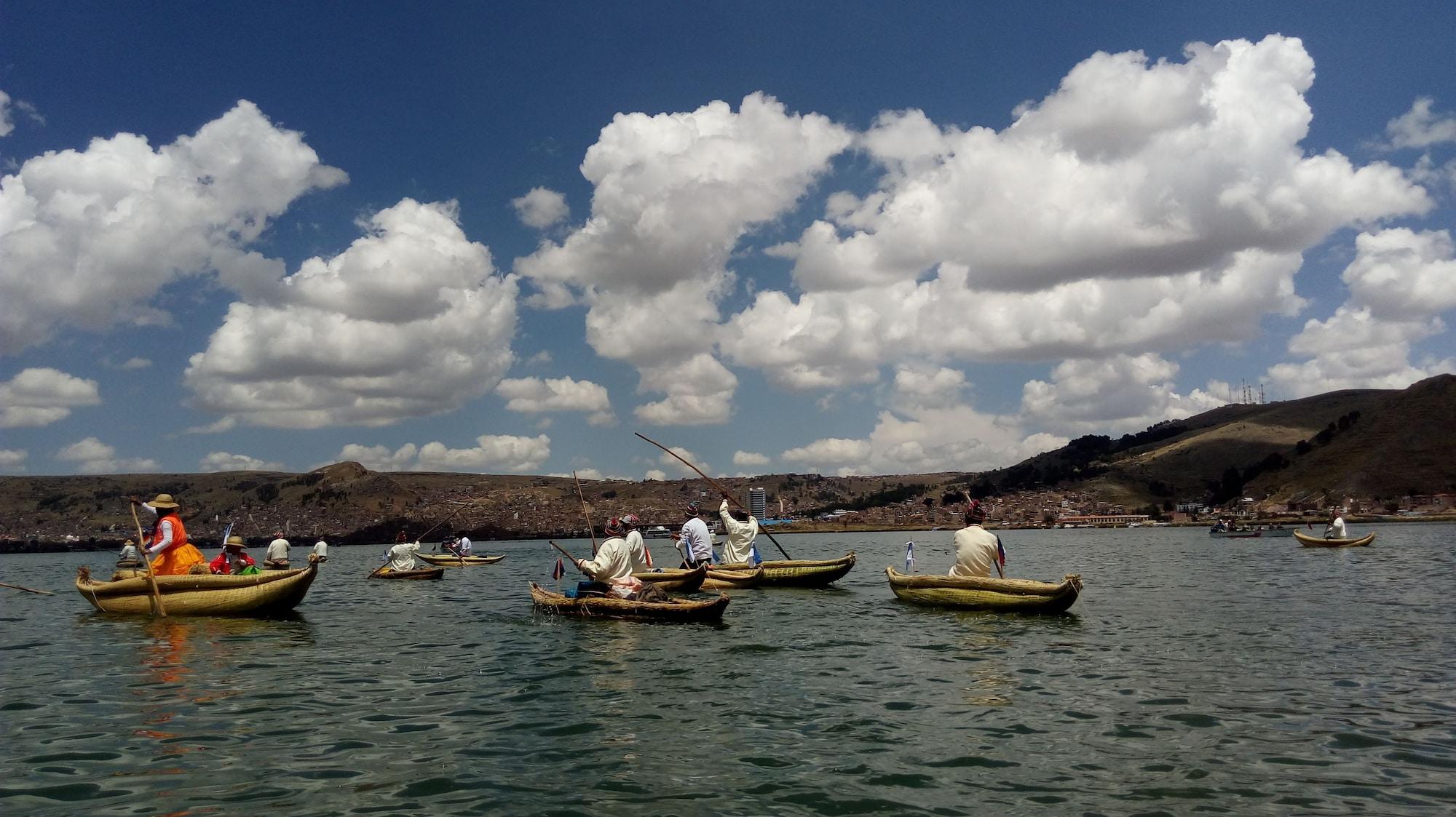 Instalaciones Recreativas Uros Balsero