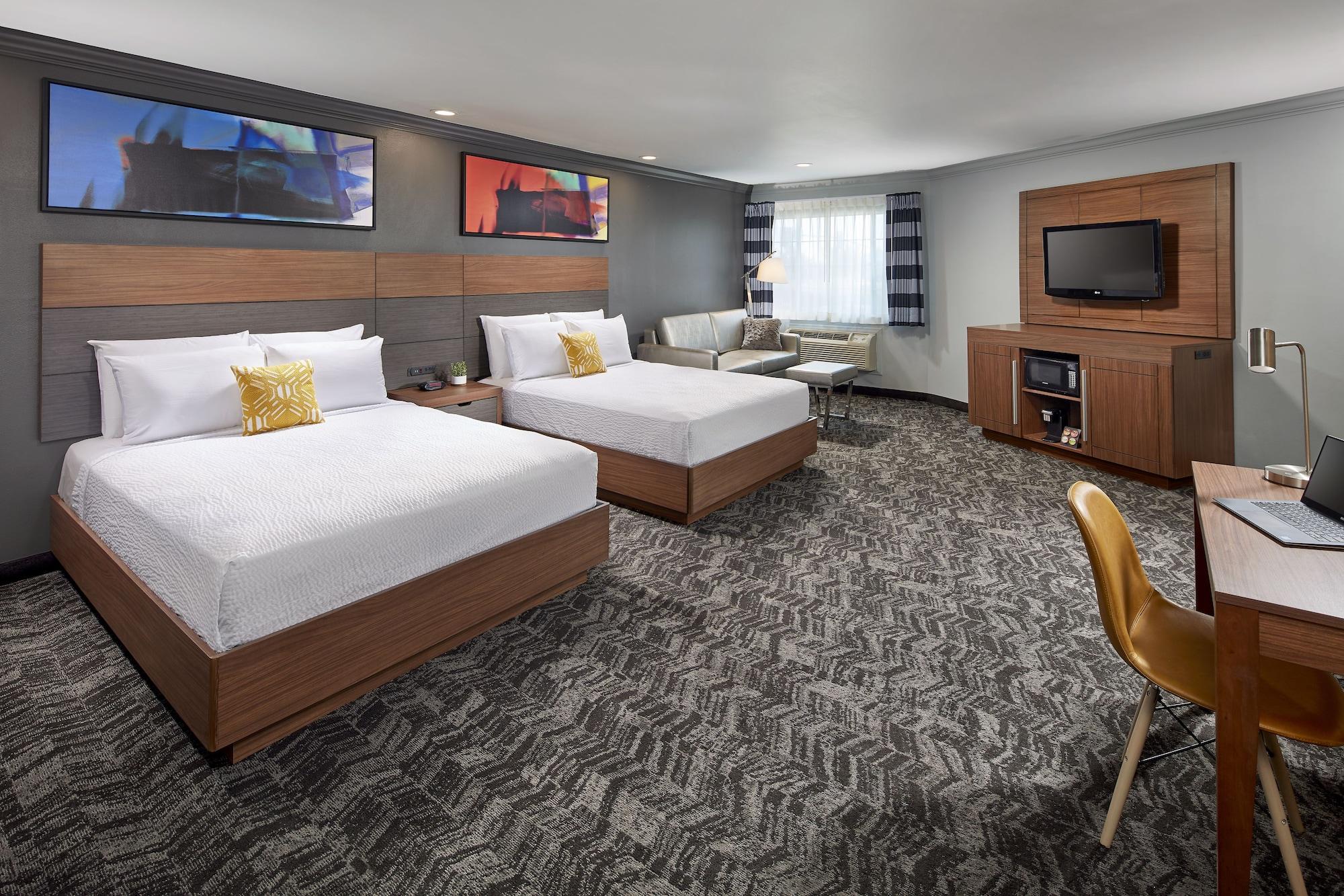 Habitación Studio Inn and Suites at Promenade Downey