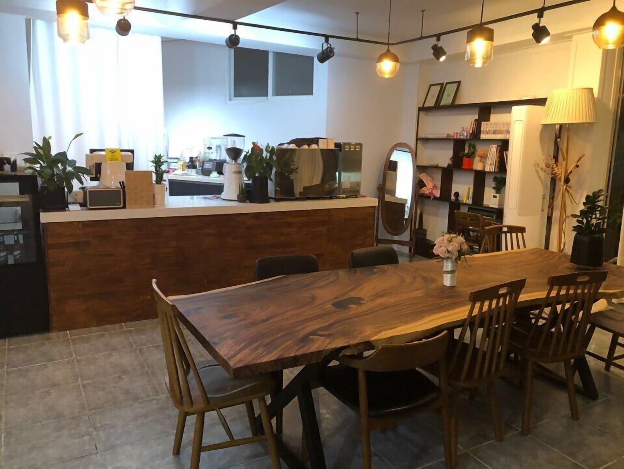 Sala de Reuniones Sudabang Guesthouse - Hostel