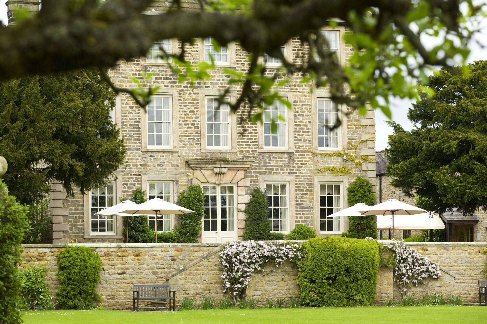 Vista Exterior Headlam Hall Hotel