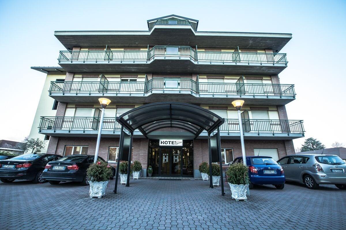 Varios Hotel Davide