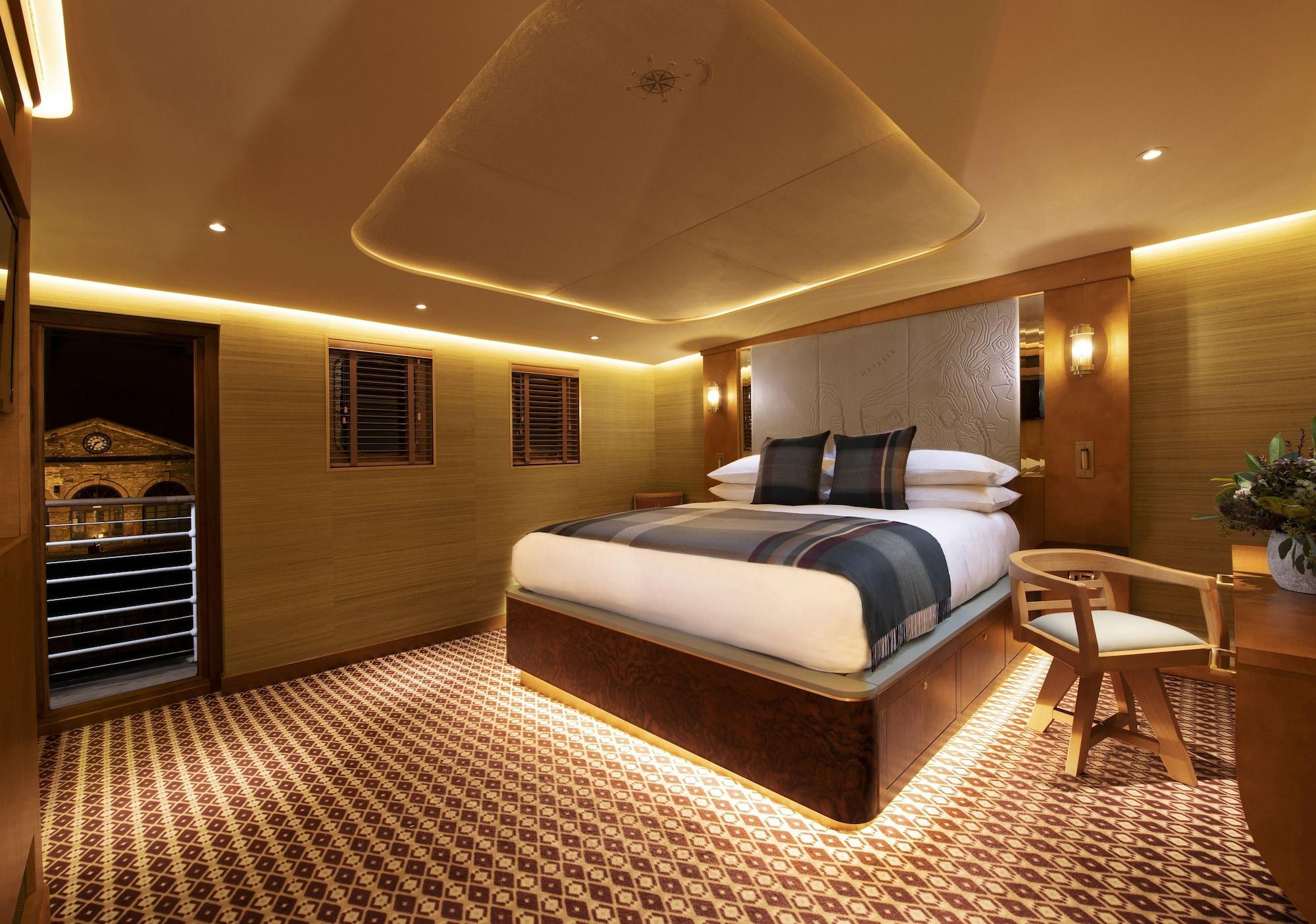 Vista Exterior Fingal - A Luxury Floating Hotel