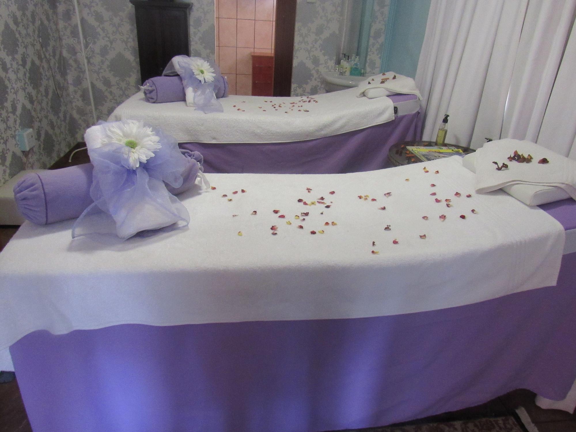 Spa Hoyohoyo Chartwell Lodge