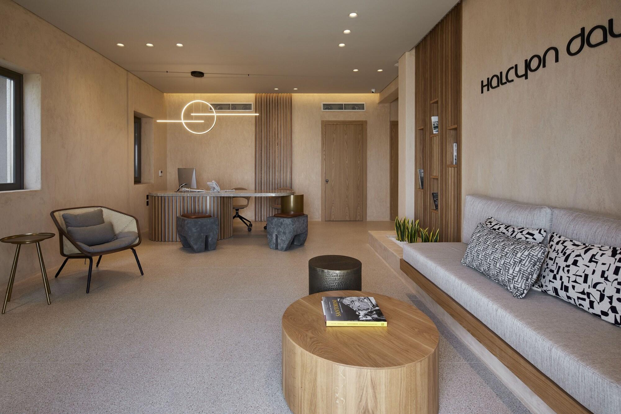 Vista Lobby Halcyon Days Suites