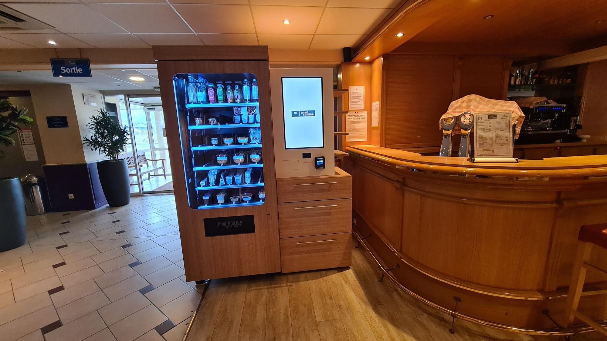 Restaurant Geographotel Paris - Roissy CDG Airport