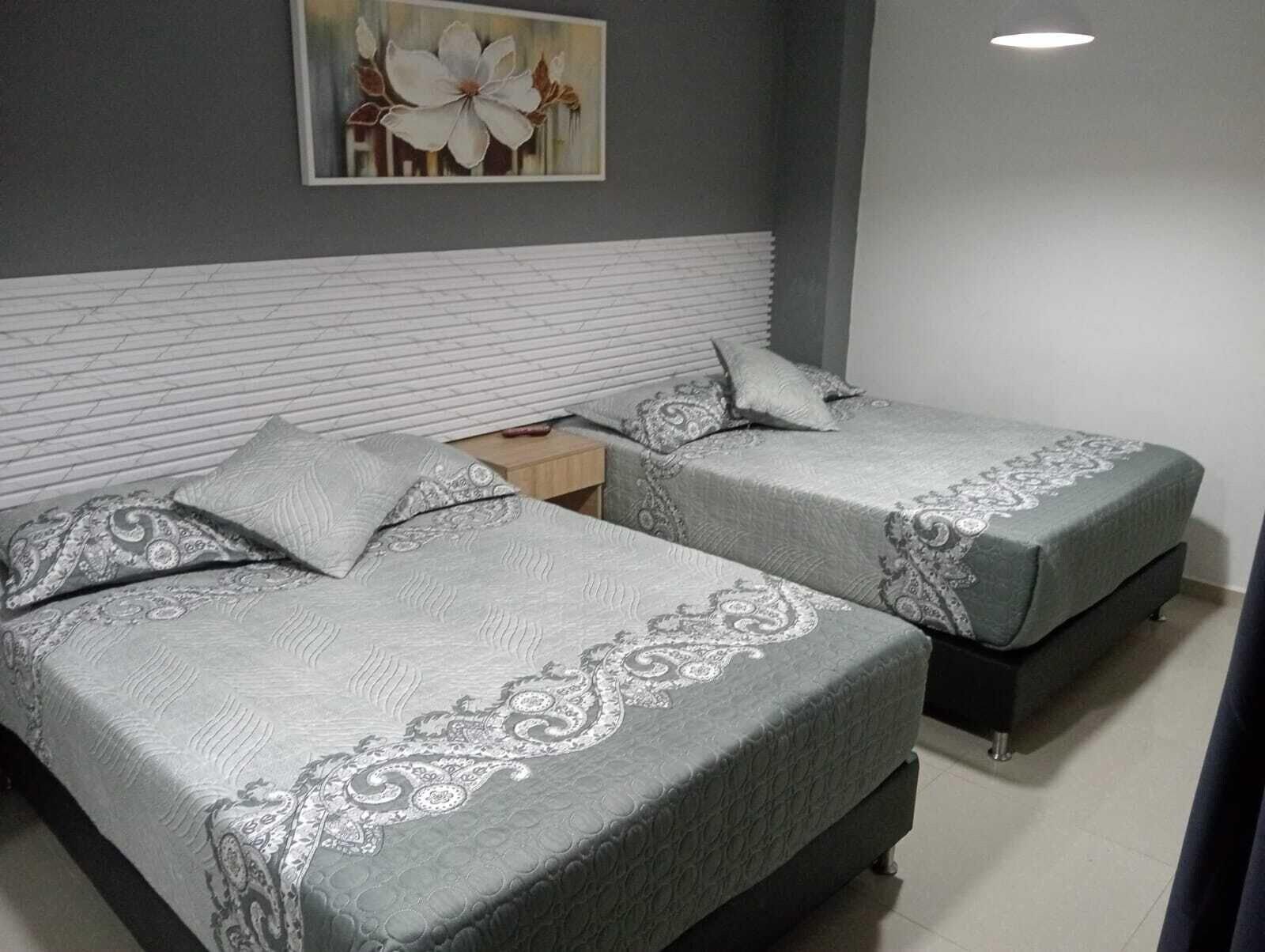 Habitación HOTEL LESUS