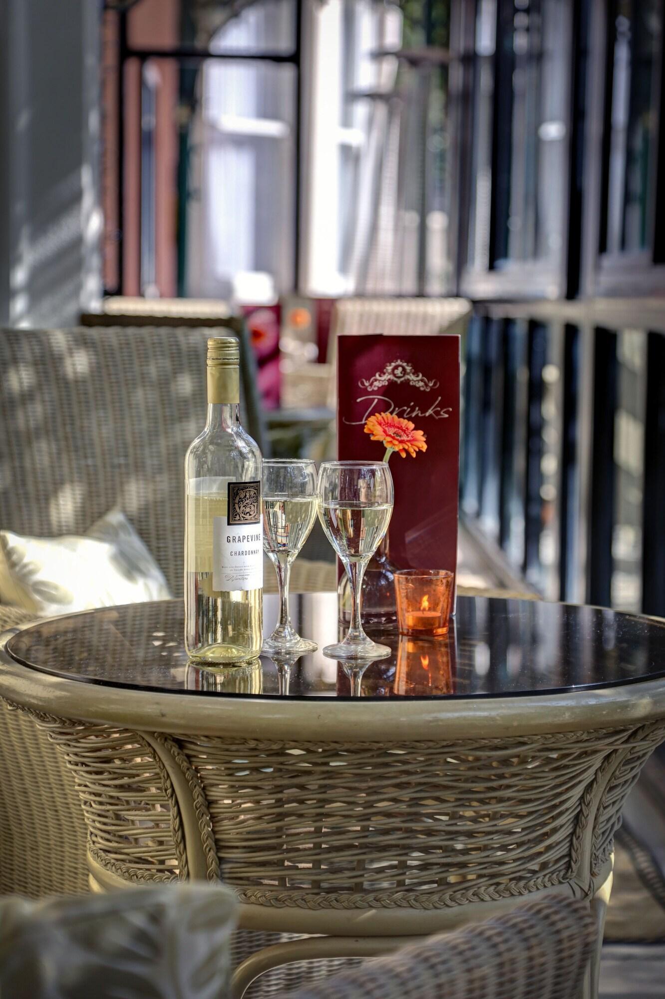 Vista Lobby The Norfolk Royale Hotel