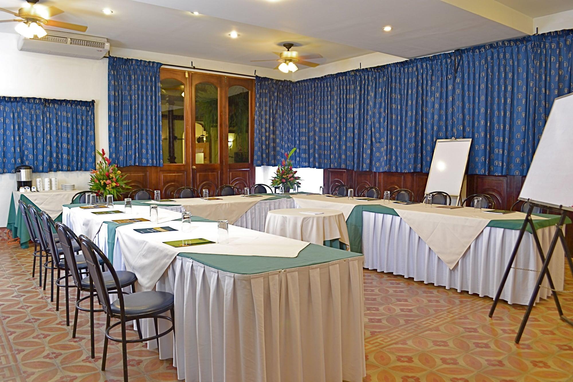 Sala de Reuniones Hotel Dario