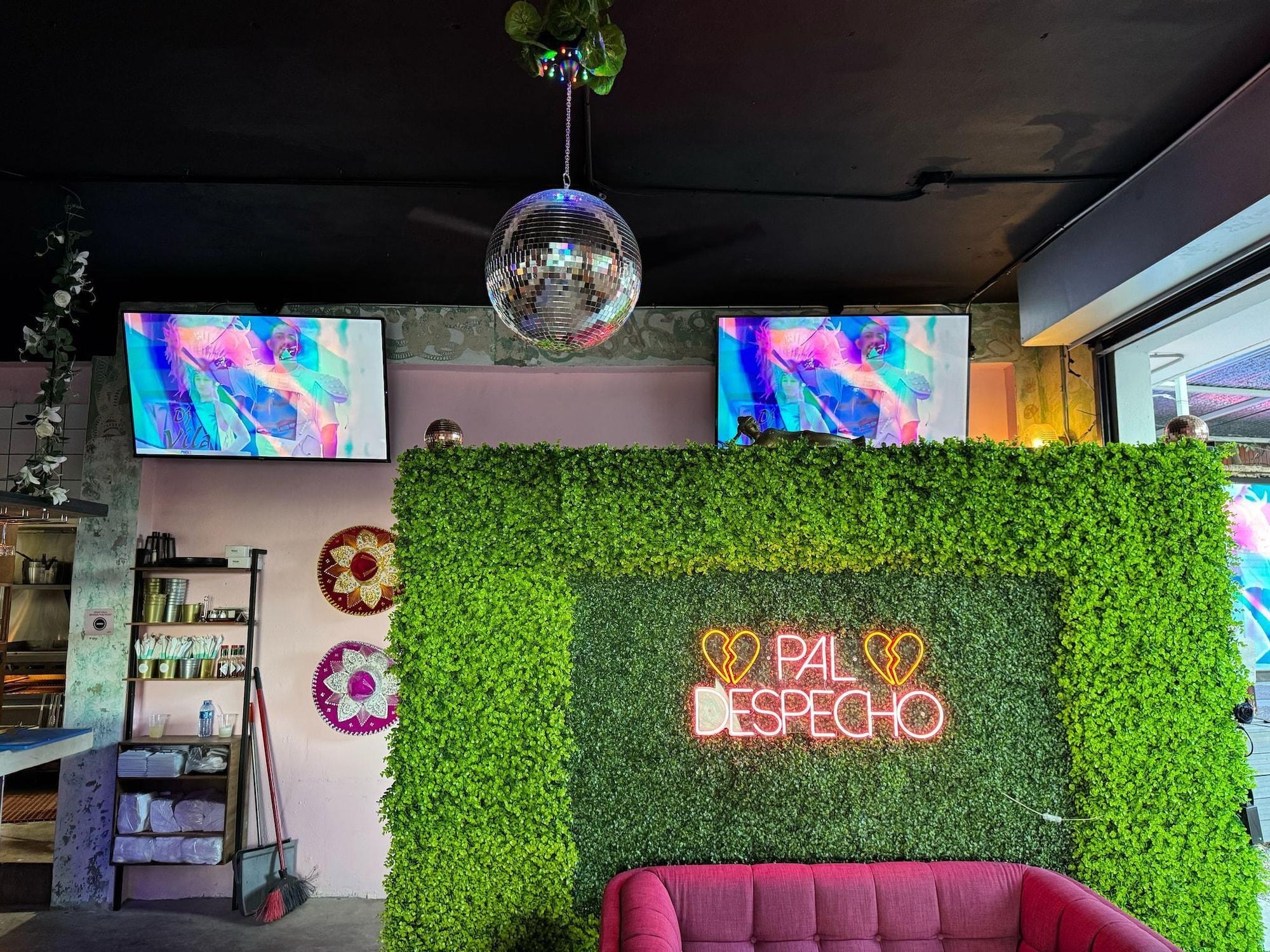 Bar/Salón La Calma Poshtel