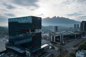 Alojamiento - Hilton Monterrey Valle