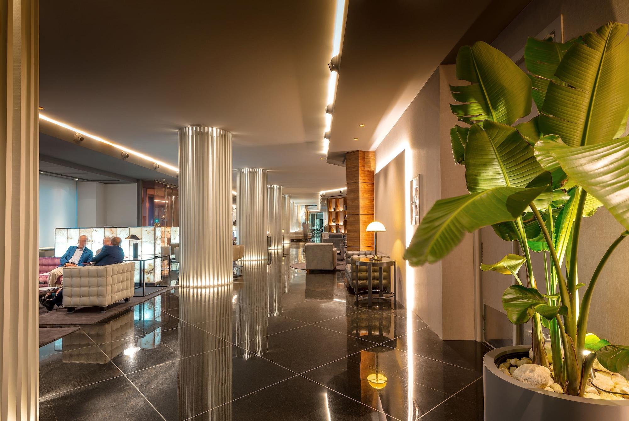 Vista Lobby SH Valencia Palace Hotel