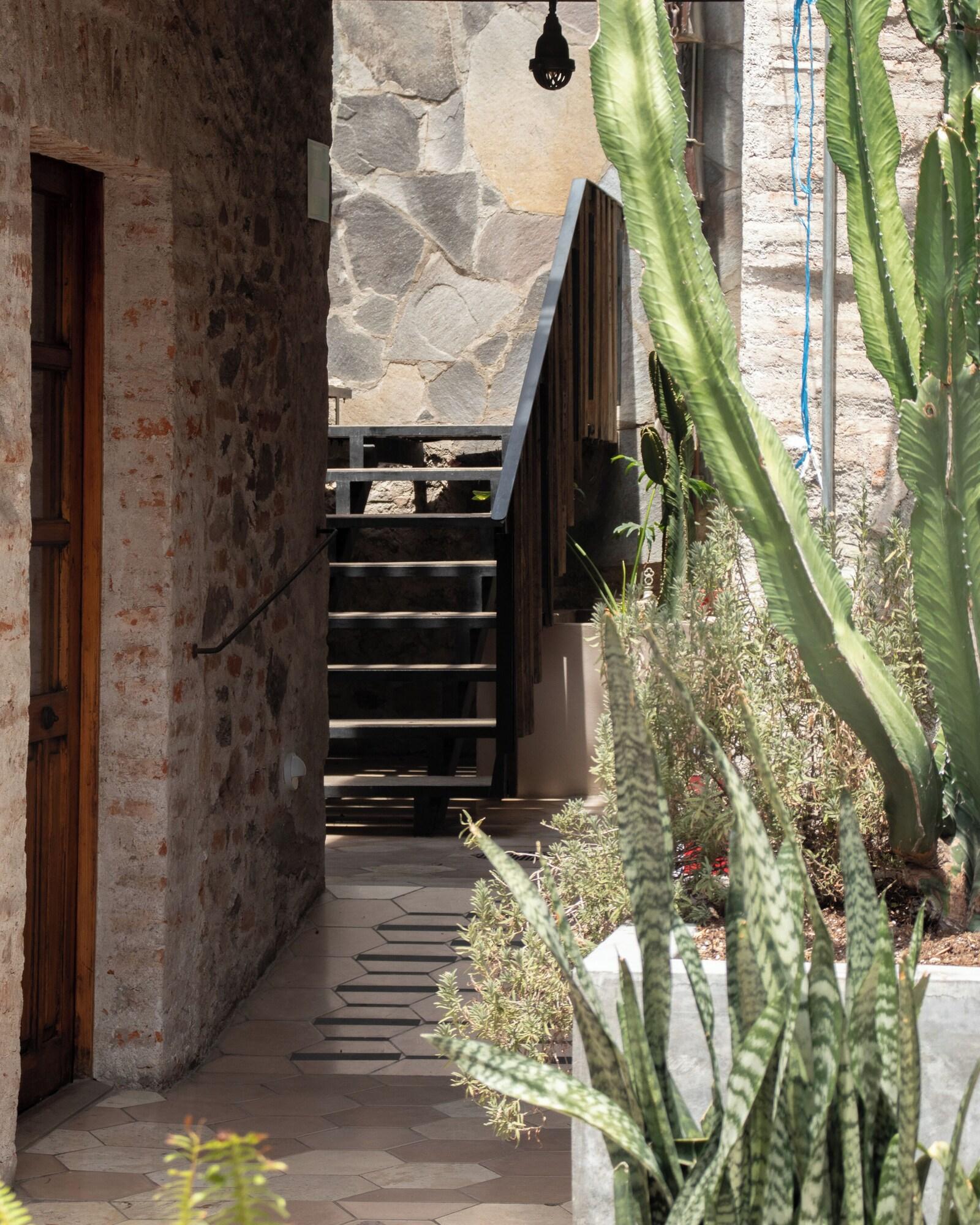 Vista Exterior Hotel C. Andreu