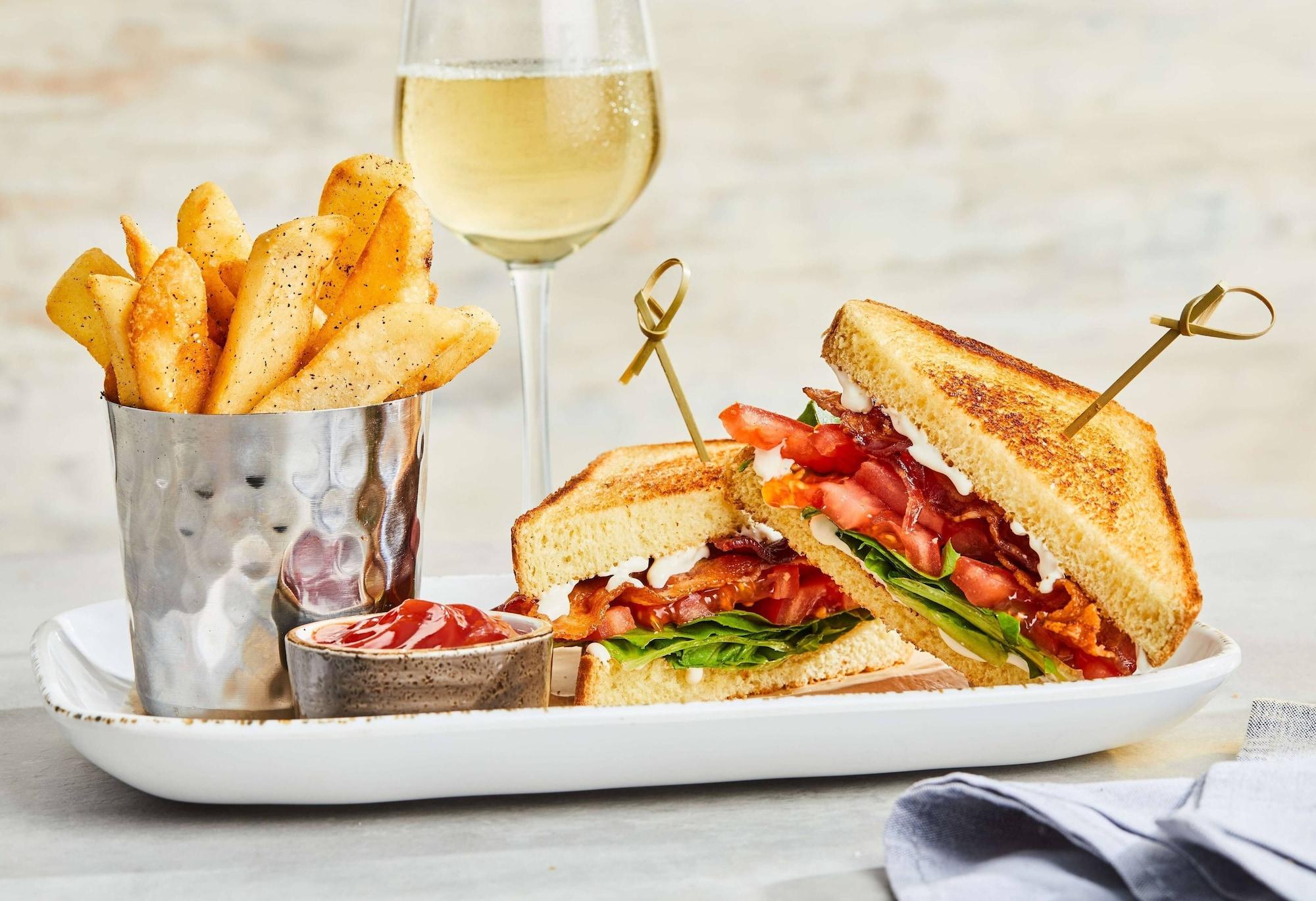 Restaurant Courtyard by Marriott Cincinnati Blue Ash